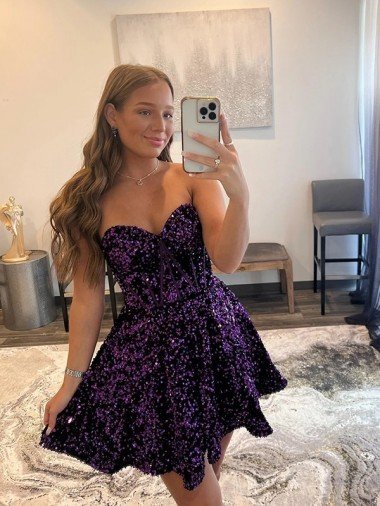 Shop A-Line Sweetheart Sleeveless Short Velvet Sequin Homecoming Dress / Prom Dress Sydney